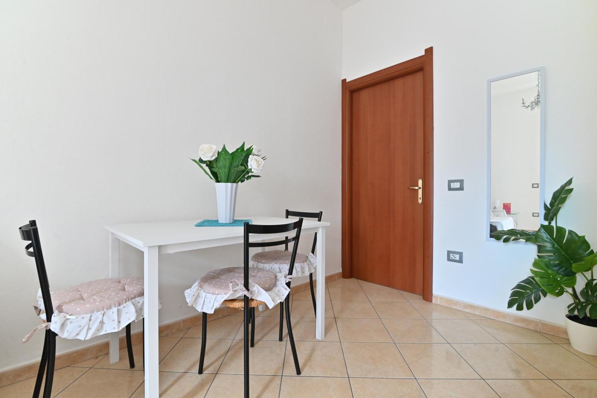 Izzhome Flamingo Pula Dış mekan fotoğraf
